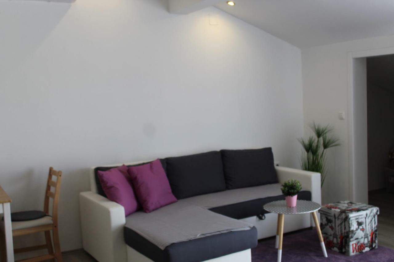 Apartment Ivan Малинска Экстерьер фото