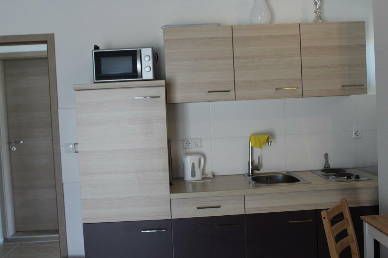 Apartment Ivan Малинска Экстерьер фото